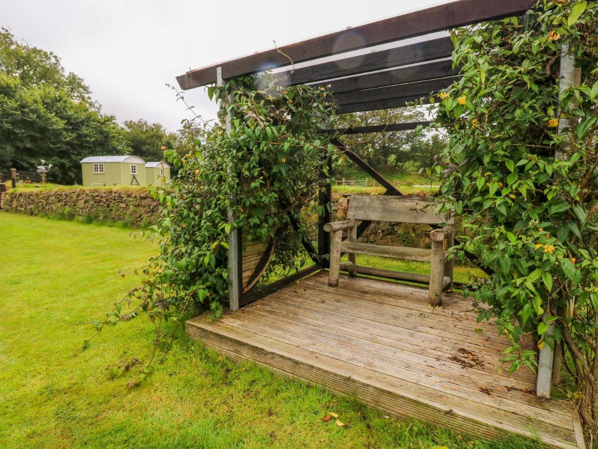 Shepherds Hut - The Crook Milford Haven Exteriör bild